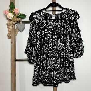 Bila Cold Shoulder Black White BOHO Chic 3/4‎ Sleeve Top Size Small